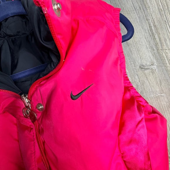 Nike Reversible Puffer Vest Size Medium - Picture 2 of 8